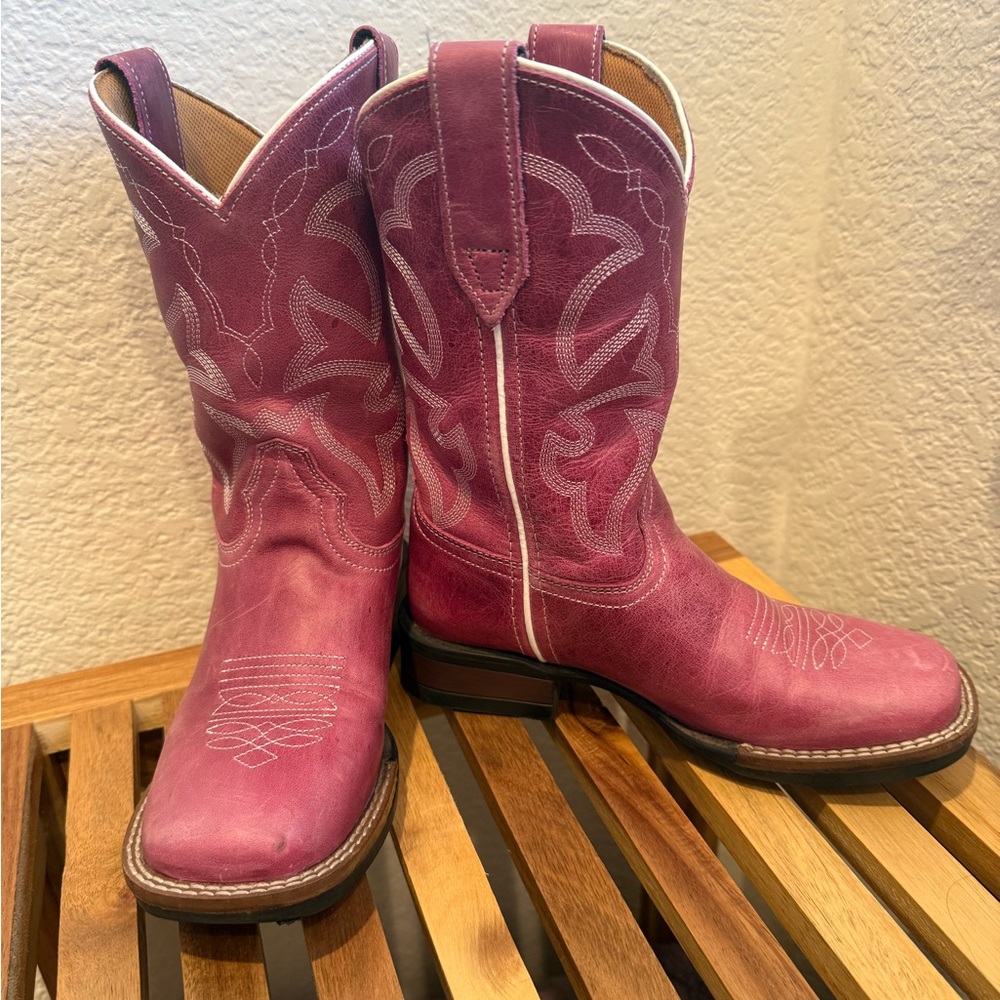 Roper Kids' Magenta and Tan Cowboy Boots